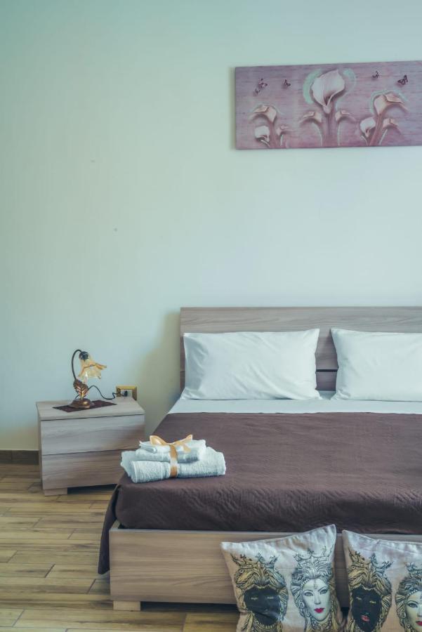 La casa di Tina Villa Canicattini Bagni Esterno foto